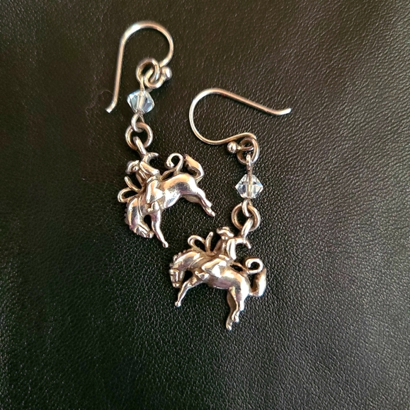 Bronco earrings - Picture 2 of 2
